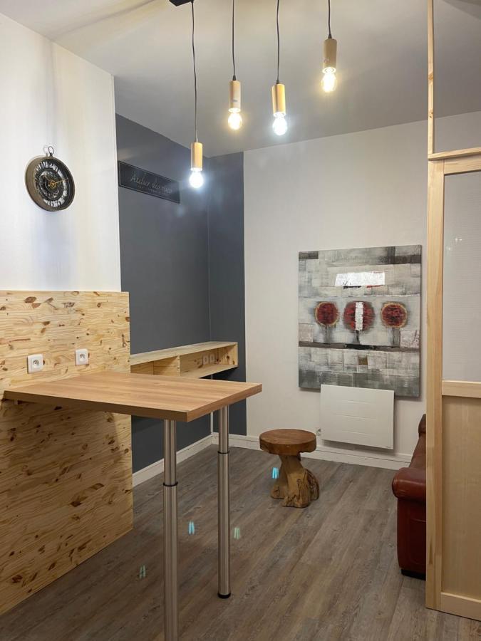 Logement Entier: Appartement Avec Terrasse Quartier De La Gare Амбуаз Экстерьер фото